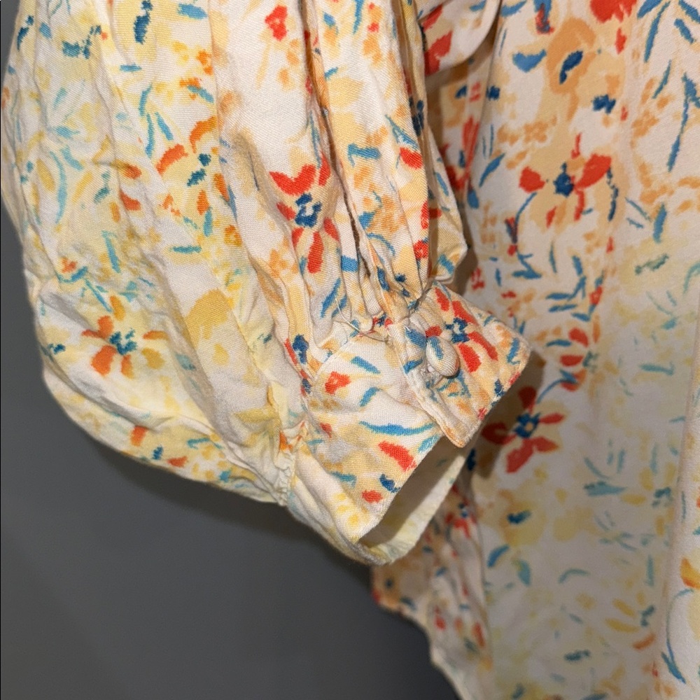 Time & Tru Floral Long Sleeve Smocked Top - Size XXL - Picture 4 of 7